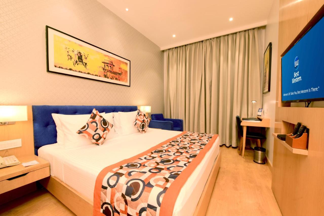 Surestay By Best Western Model Town Amritsar Exterior photo