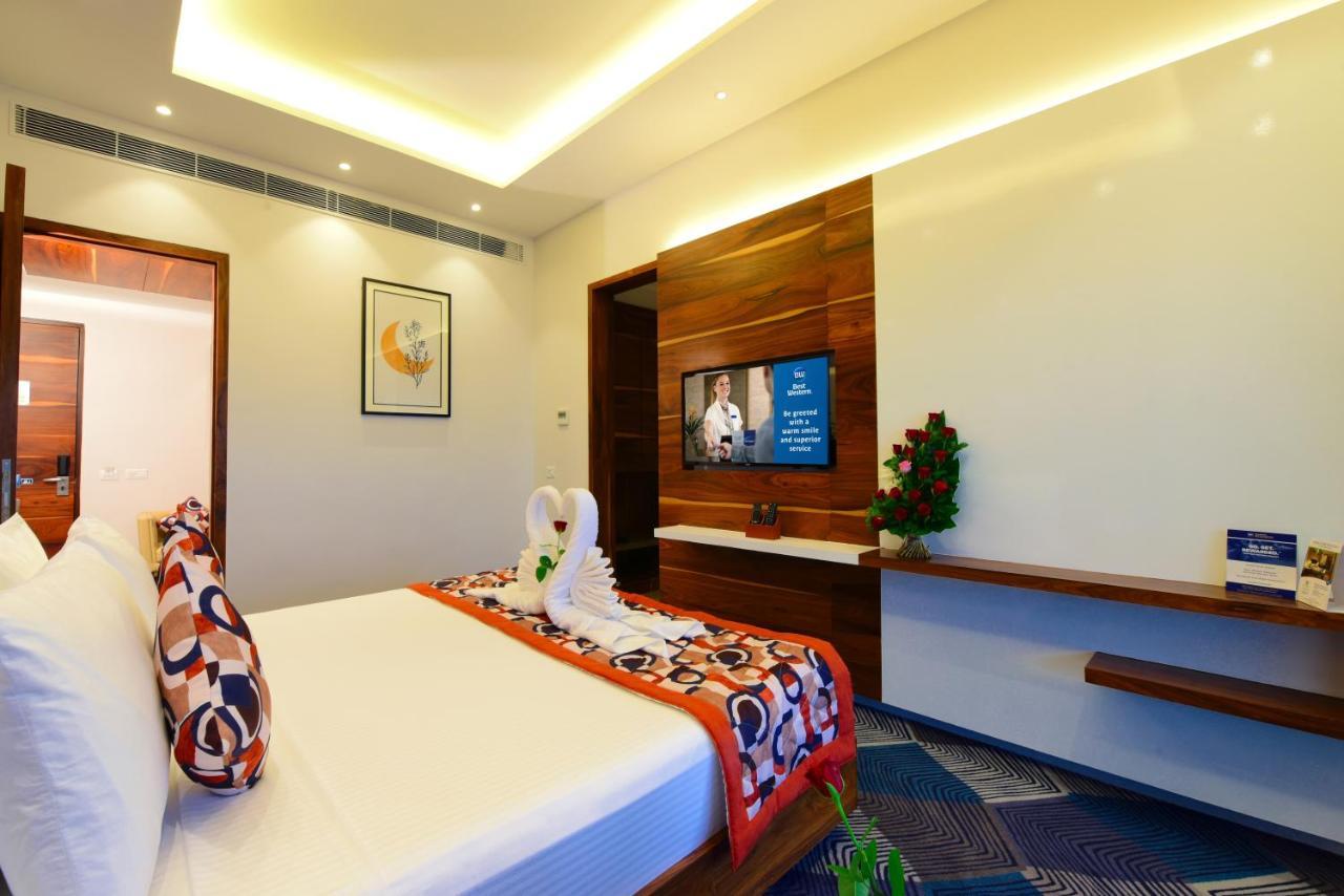 Surestay By Best Western Model Town Amritsar Exterior photo